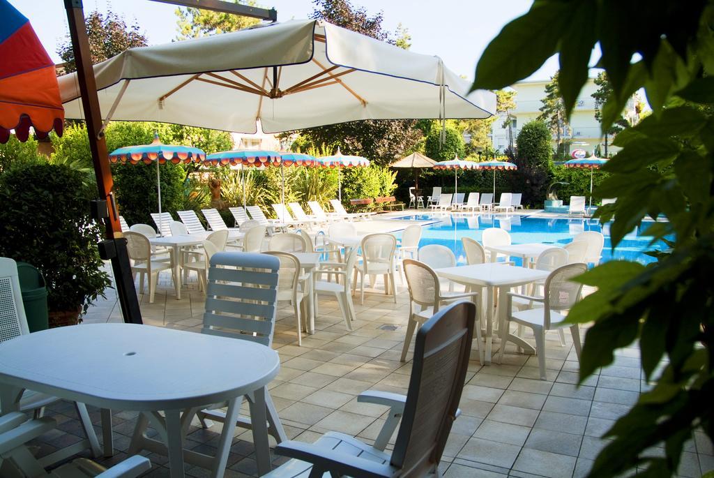 Hotel Ariston Bibione Dış mekan fotoğraf