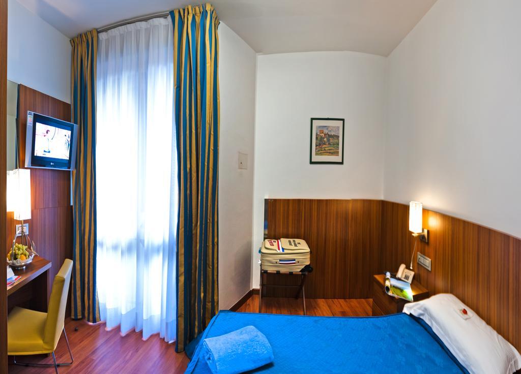 Hotel Ariston Bibione Oda fotoğraf