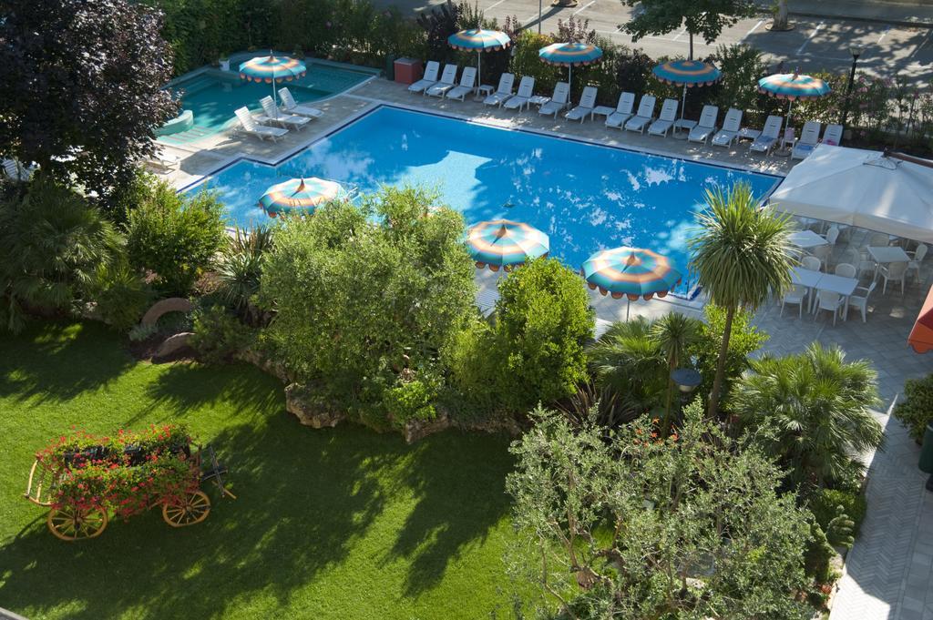 Hotel Ariston Bibione Dış mekan fotoğraf